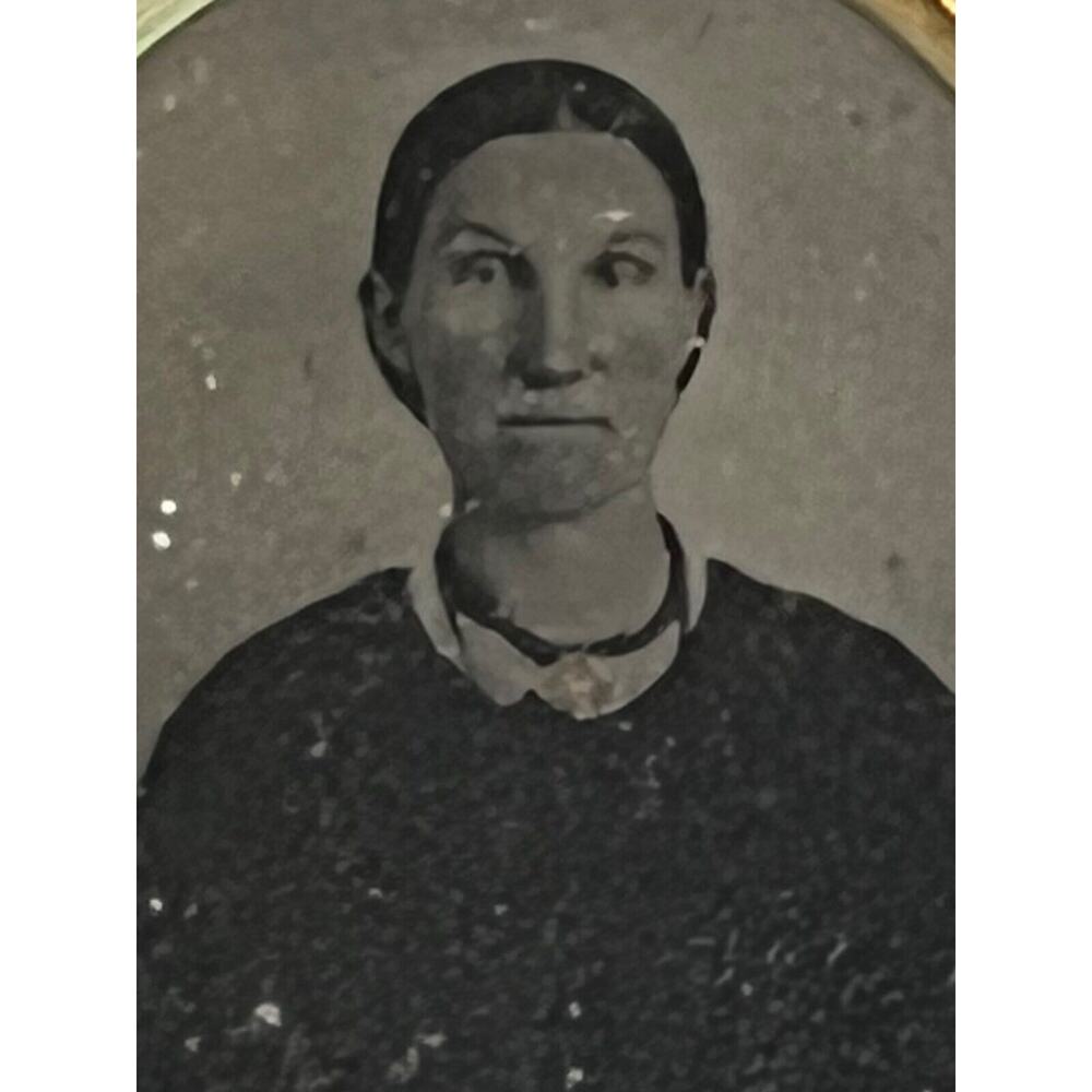 Antique Tintype Ferrotype Portrait Photography Distinguished Woman 1/9 Plate